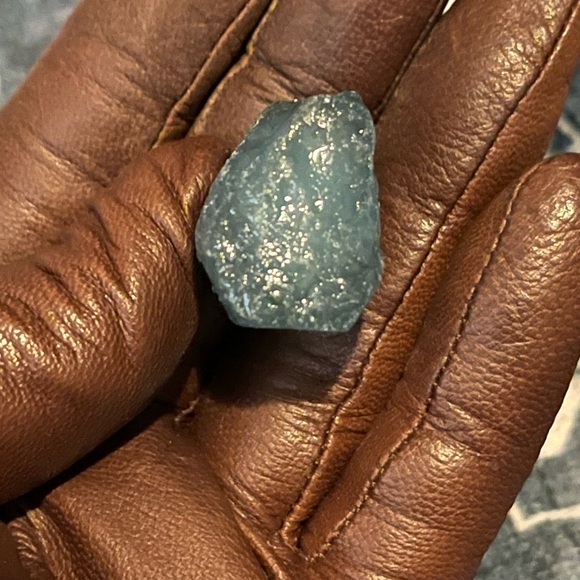 Raw Aquamarine chunk - Picture 4 of 5